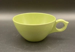 Vtg Avocado Green Melmac Melamine Coffee Tea Mug Cup #307 - Picture 1 of 4