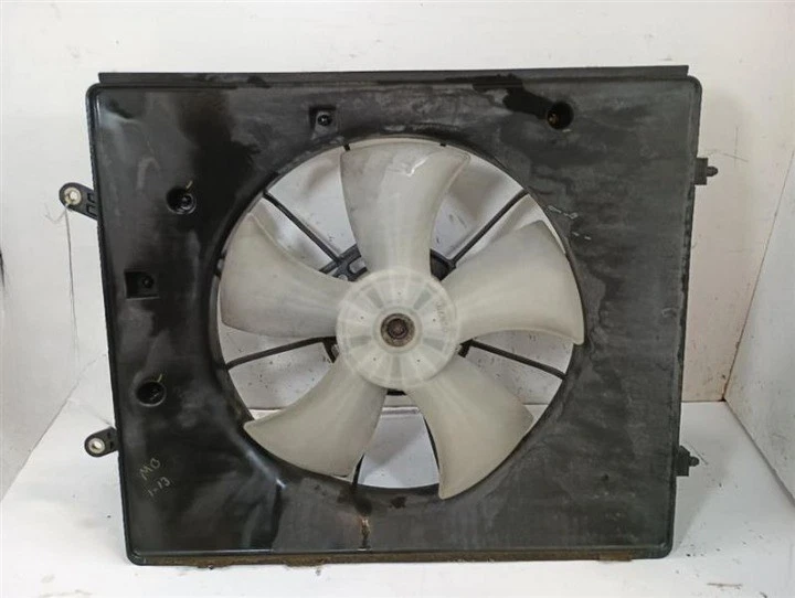 Conjunto de ventilador de refrigeración radiador ACURA MDX 2001-2002 FABRICANTE DE EQUIPOS ORIGINALES Foto 1 de 4