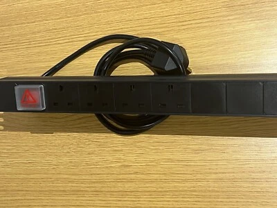 LMS Data 4 Way PDU Extension Lead- 13A - Image 1 of 2