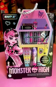 Conjunto de belleza Monster High prensado en uñas bálsamo labial tatuaje pendientes crujientes Navidad - Imagen 1 de 11
