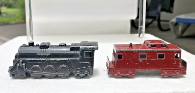 Locomotora Midgetoy y furgón de cola metal blanco vintage años 50 Foto 1 de 4