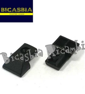 9234 - PUNTALINO STRISCE PEDANA CON FORO IN PLASTICA VESPA PX 125 150 200 LML - Imagen 1 de 1