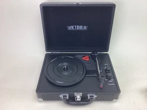 Victrola Journey 3-Velocidades Bluetooth Maleta Reproductor de Grabaciones VSC-550BT con Adaptador - Imagen 1 de 5