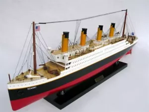 Modellschiff RMS Titanic aus Holz - Maßstab 1:340 - Bild 1 von 11