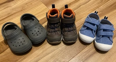 Lote de 3 Zapatos Forrados Crocs Ver Kai Run Botas Gato y Jack Niño Pequeño Talla 6 Foto 1 de 4