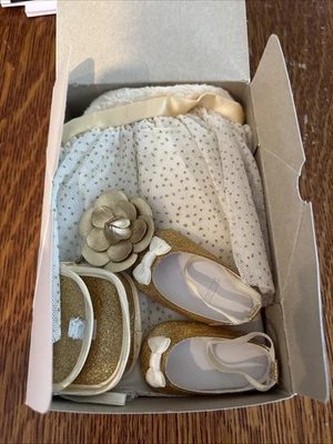 Precioso traje dorado completo American Girl Truly Me RETIRADO DIFÍCIL DE ENCONTRAR LN raro bonito Foto 1 de 4