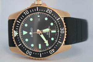 Seiko Prospex Solar V147-0CS0 Rose Gold Tone 200M Divers Watch Silicone Band - Picture 1 of 11