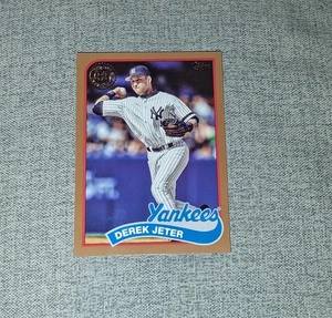 2024 Topps Serie 2 1989 Topps Oro #89B2-7 Derek Jeter #D/50 - Imagen 1 de 2