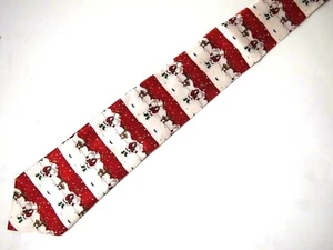 Vtg Holiday Tales Mens Necktie Tie Christmas Santa Playing Golf Open Frostbite - Picture 1 of 3