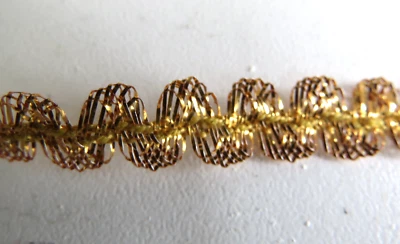 1960 de colección adorno metálico dorado para adornos de lentejuelas y huevos de diorama 3 yardas 1/4" Foto 1 de 3