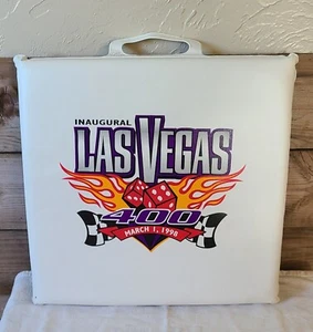 1. März 1998 Eröffnung Las Vegas 400 Souvenir Vinyl Sitzkissen - Bild 1 von 6