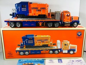 Lionel TMT-18416 LT-702 Flatbed Toy Truck with Diesel Locomotive with Paperwork - Picture 1 of 11
