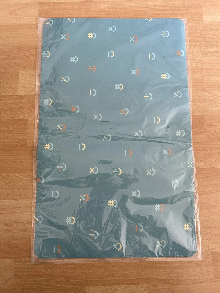 IKEA BÖNSYRSA Schreibunterlage türkis 60x37 cm - Bild 1 von 2