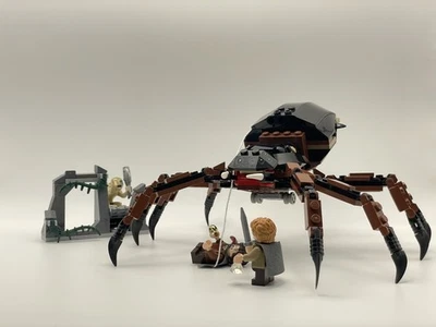 LEGO Lord of the Rings 9470 Shelob Attacks (Retired) Set with Frodo, Sam, Gollum - Image 1 of 4
