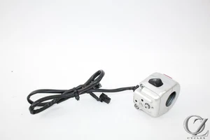 06-14 Interruptor de arranque derecho Suzuki M109R M109 VZR1800 - Imagen 1 de 8
