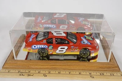 Coche diecast Dale Earnhardt Jr #8 Ritz/Oreo Chevy Monte Carlo NASCAR 1:24 2003 Foto 1 de 4