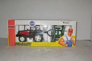 1/35 Joal Valmet 8400 tractor and disc harrow in the box. - Picture 1 of 4