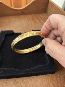 BRAZALETE BRAZALETE GRABADO RELLENO ORO VINTAGE INICIALES MCP 23,5 GRAMOS 10 MM ANCHO - Imagen 1 de 12