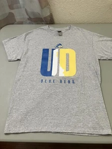 Delaware Fightin’ Blue Hens men’s t-shirt medium Gildan - Picture 1 of 4