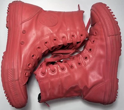 Linda bota Converse Chuck Taylor para mujer de tiro alto roja de goma 549592C talla 7 Foto 1 de 4