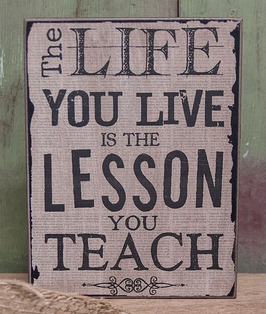 Letrero de madera Life You Live Less You Teach decoración primitiva inspiradora Foto 1 de 1