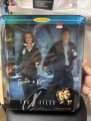 Juego de regalo The X-Files Barbie & Ken Agent Dana Scully & Fox Mulder de colección 98 Foto 1 de 4