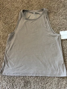Beyond Yoga NWT Featherweight Tank Top Size Medium Light Tan Muscle Tank - Picture 1 of 6