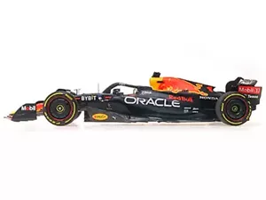 Red Bull Racing RB18 #1 Max Verstappen "Oracle" Winner F1 Formula One "Abu Dhabi - Picture 1 of 1