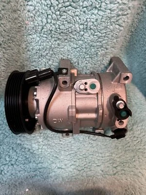 AC Compressor with Clutch for Ford Explorer 2011-2015 Police Interceptor Utility - Изображение 1 из 4