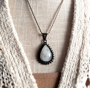 Vintage Sterling Silver Moonstone Pendant Artisan Boho Hippie Gypsy Metaphysical - Picture 1 of 8
