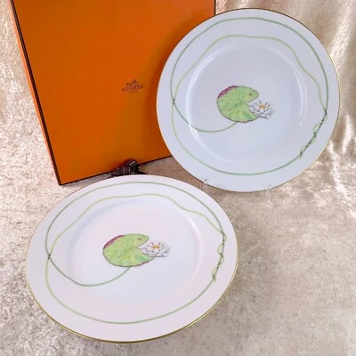 Juego de 2 vajilla de porcelana de loto verde 28 cm Hermes Nil con caja Foto 1 de 4