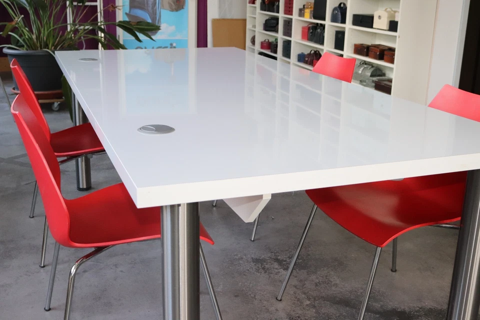 Design Schreibtisch, Weiß Hochglanz, 2 meter Länge x 1 meter Breite - Bild 1 von 4