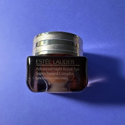 Complejo Reparador Ojos Nocturno Avanzado Damas Estee Lauder 15 ml Sin Caja Foto 1 de 2