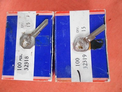 GM Briggs & Stratton CHEVY BUICK PONTIAC OLDS CADILLAC NOS KEY BLANKS 1937-1966 - Image 1 of 4
