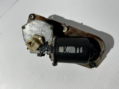 83-89 MITSUBISHI STARION CHRYSLER CONQUEST OEM WINDSHIELD WIPER MOTOR - Image 1 of 4