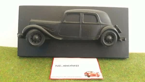 Beau DIORAMA CITROËN TRACTION en relief massif résine noire, moule ? à peindre ? - Bild 1 von 3