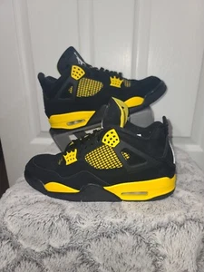 Size 9.5 - Jordan 4 Retro Mid Thunder - Picture 1 of 7