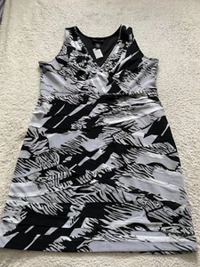 Vestido Lane Bryant para mujer sin mangas plisado cremallera lateral rodilla multicolor talla 18 - Imagen 1 de 9