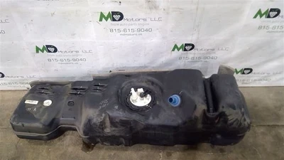 Chevrolet Colorado 2017-2020 conjunto de tanque de combustible OEM 84860746 / 84577802 Foto 1 de 4