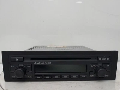 8P0035186C 1150545 audio system 194151 AUDI A3 8P 2.0 TDI AMBITION 2003 - Bild 1 von 4