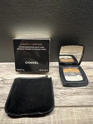 Limited Edition Chanel Lumiere D’artifices iridescent powder  - Image 1 of 4