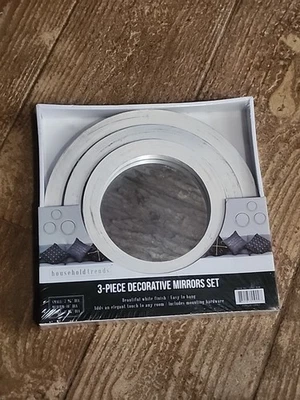 Household Trends 3-Piece Distressed White Decorative Mirror Sets.          JJV23 - Image 1 of 4