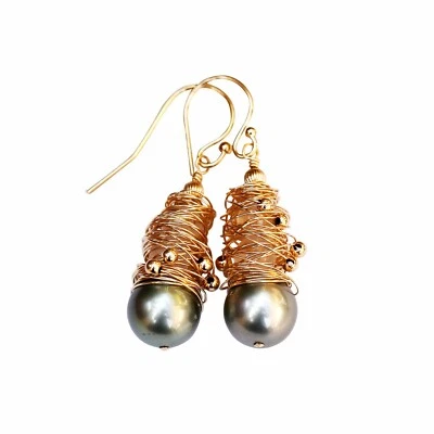 8.5~9mm silver grey Black Tahitian Pearl 14KGF thread winding Earring Dangle  - Image 1 of 4