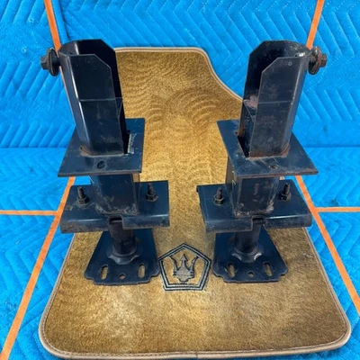 Juego de amortiguadores de parachoques delantero Chrysler Maserati 1989-1991 OEM Foto 1 de 4