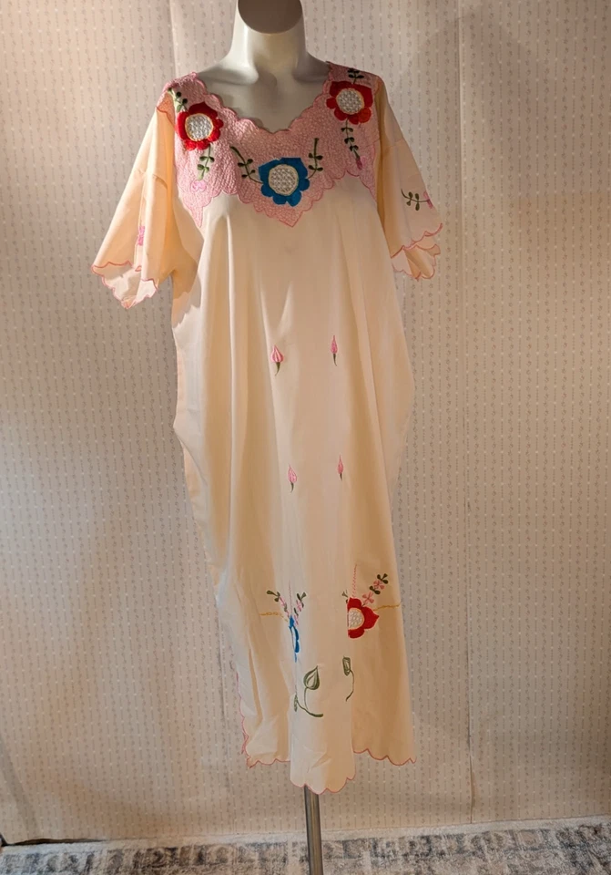 Vintage Cottage Core Dress XL Mexican Embroidered Flowers Romantic Pink Handmade - Image 1 of 4