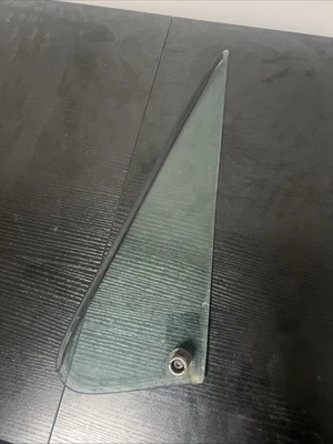 DV06314 GTN Precision Parts Vent Window Glass Front Driver DRIVER SIDE Chevy K15 - Image 1 of 3