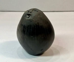 Sonajero Espíritu Ceremonial Nan Emmett Deva Raku 41/4" Alto con "Marca de Nacimiento" - Imagen 1 de 3