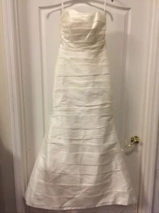 Alfred Angelo Wedding Dress Diamond White Size 6 Strapless Classic Style - Picture 1 of 7