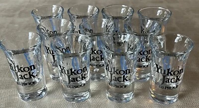 Lotto di 11 bicchieri Yukon Jack Shot vintage 1986 - 100 Proof Hayley's Comet Design - Immagine 1 di 4