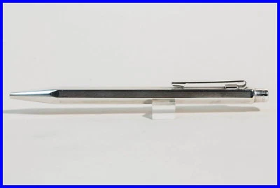 UNION CARBIDE EUROPE Ecridor CARAN D'ACHE plateado - bolígrafo plateado / SUIZO  Foto 1 de 4